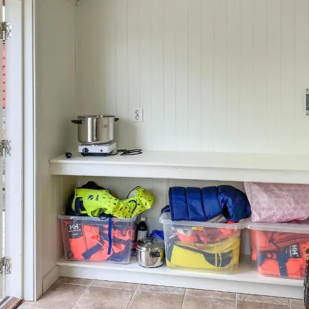 Amazing In With Kitchen *