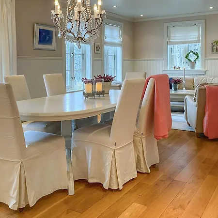 Amazing In With Kitchen *