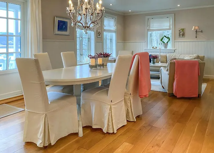 Amazing In With Kitchen *